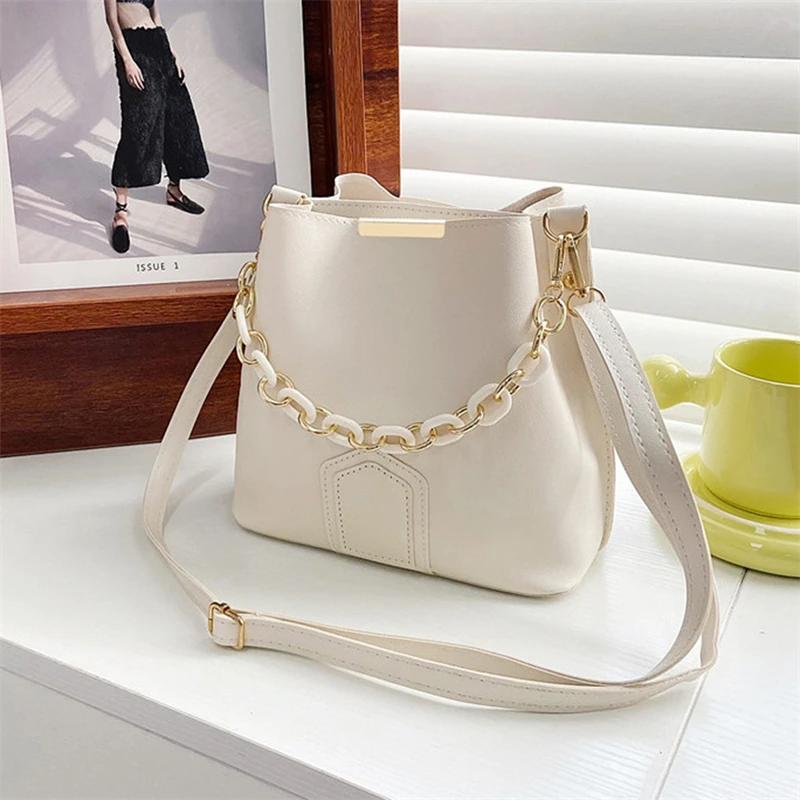 Women Fashion Shoulder Bag With Chain Handle Ladies Crossbody Bags Tote Bucket Handbag  New Lady Bags 1PC