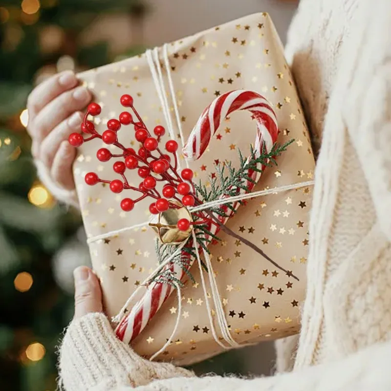 10/1pcs Artificial Red Berries Stems Simulation Christmas Holly Berry Branches DIY Wreath Xmas Tree Party Home Table Ornaments