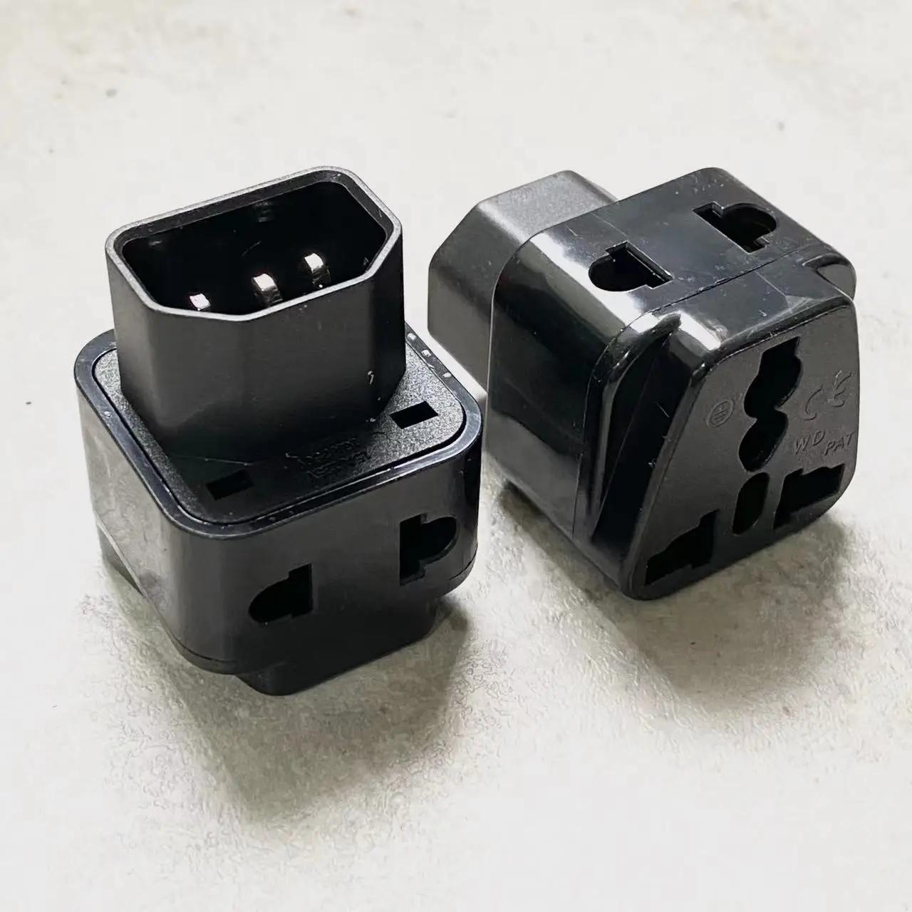 New 2 in 1 IEC 320 C14 Male to C13 Female Power Adapter PDU/UPS C13 Universal Female AU/US/UK/EU special conversion plug