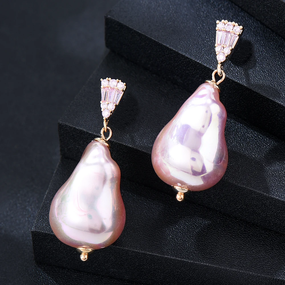 Soramoore New Luxury Irregular Pearls Pink White Drop Earrings Fashion Romantic for Women Wedding Trendy Earrings High Quality