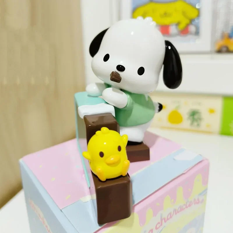 MINISO-Figura de ação colorida com caixas coloridas, coleção criativa de Pochacco Kuromi, brinquedos ornamentados e presentes surpresos