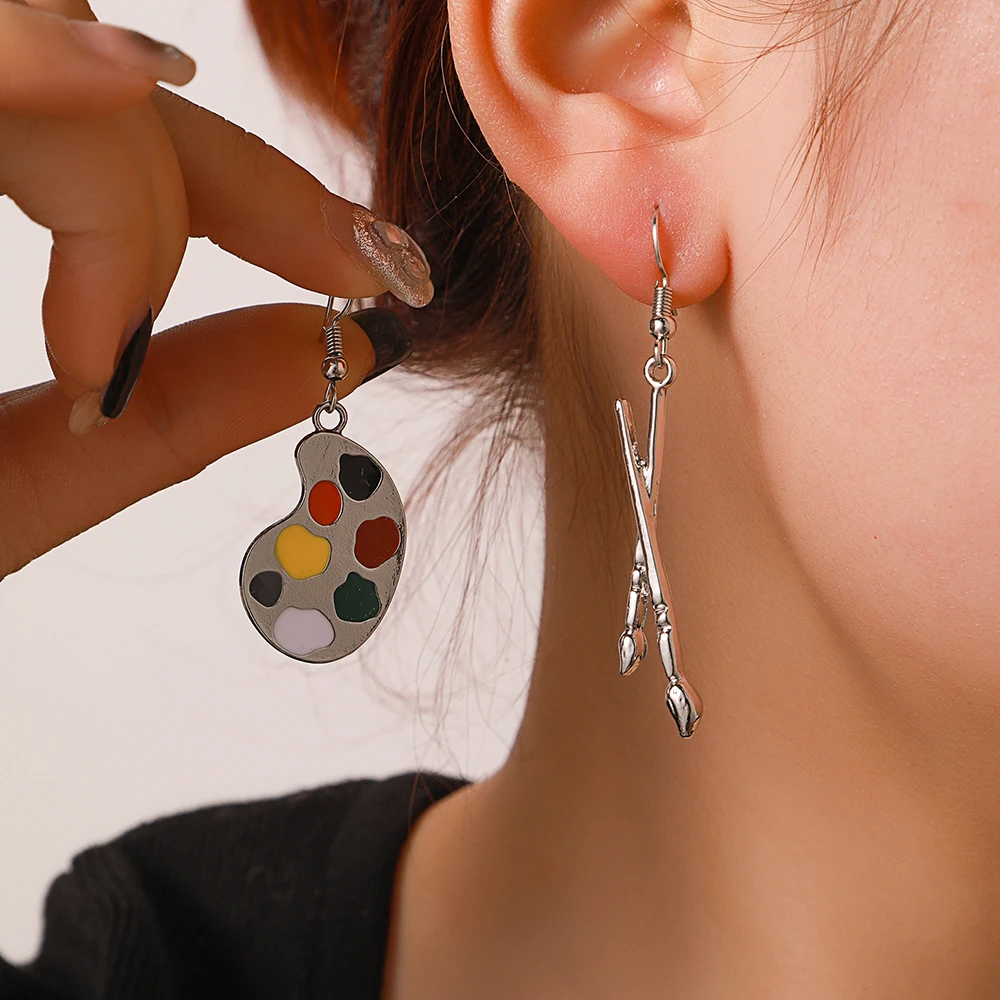 Trendy Enamel Asymmetrical Color Dangle Earrings for Women Girl Artist Brush Palette Drop Earrings Painting Tool Ear Jewelry