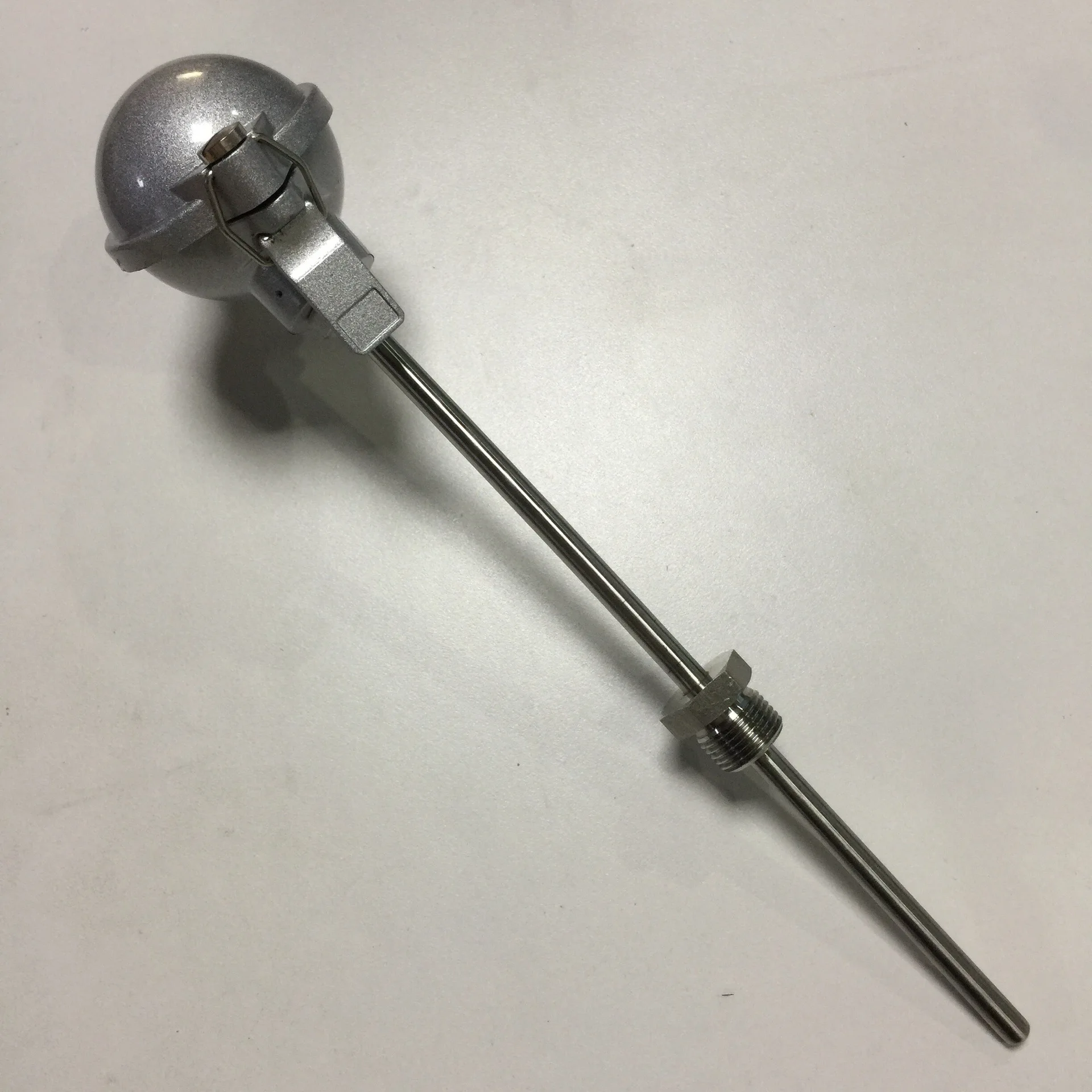 

Temperature sensor, single group PT100 A class, pipe diameter 7MM pipe length 100MM thread G1/2