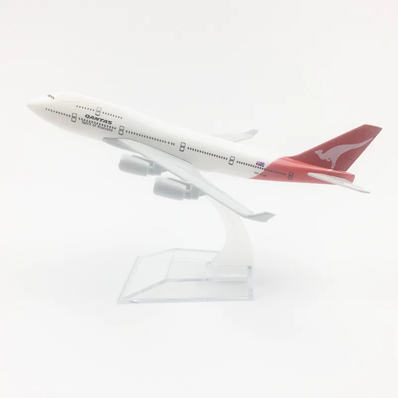 طائرة B747 اللعب 1/400 مقياس 16 سنتيمتر 747 Qantas الخطوط الجوية طائرة لعبة مجسمة الاطفال عرض دييكاست التذكارية جمع هدية