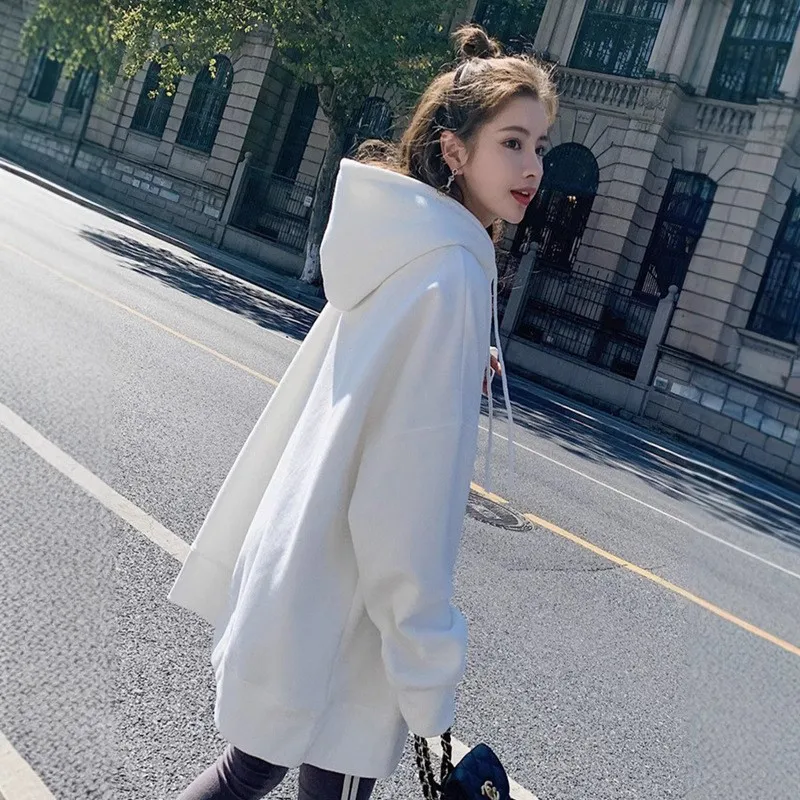 White hooded sweatshirt for women in autumn and winter, loose and lazy style, mid to long length, covered buttocks top jacket