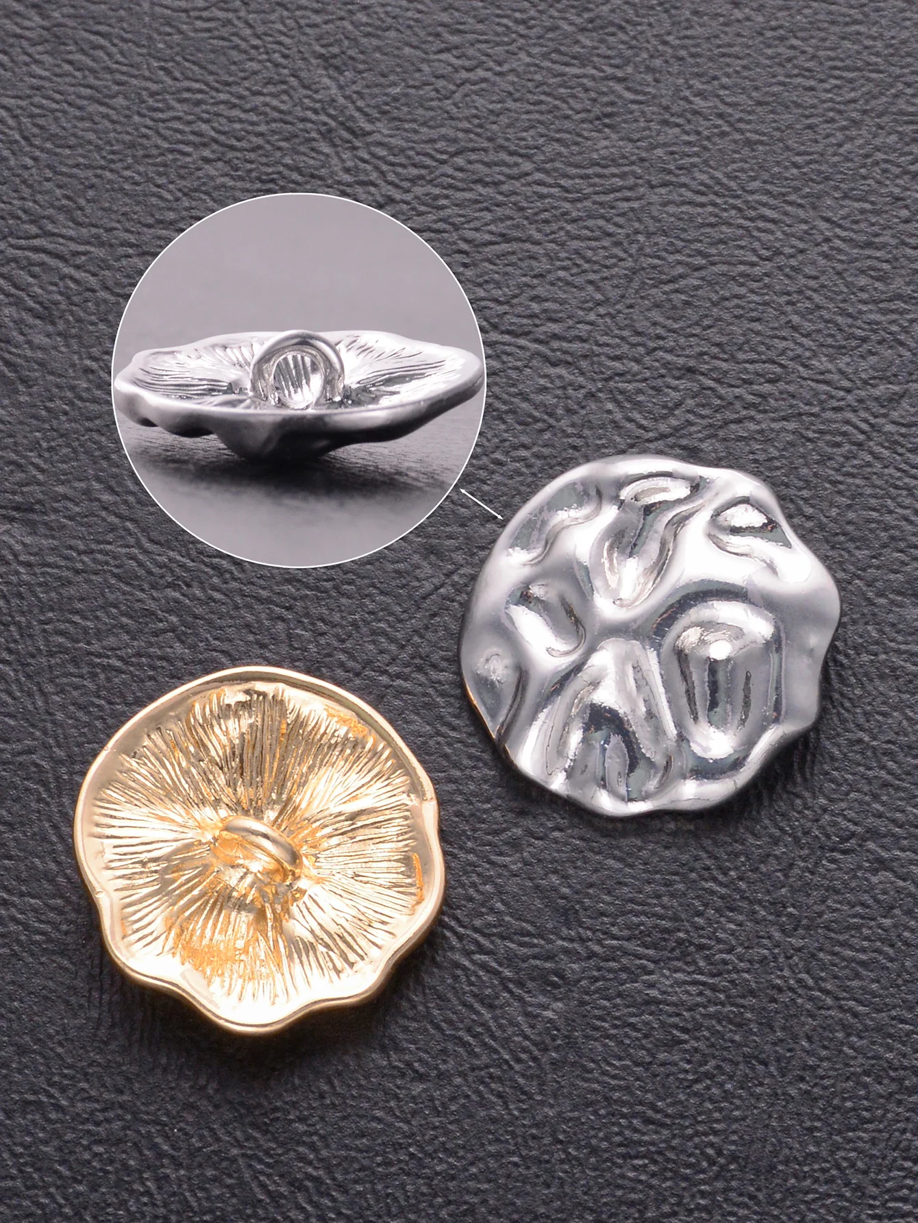 7pcs/pack Irregular low luxury buttons that can be paired with tops, gloves, bags, and any DIY outfit