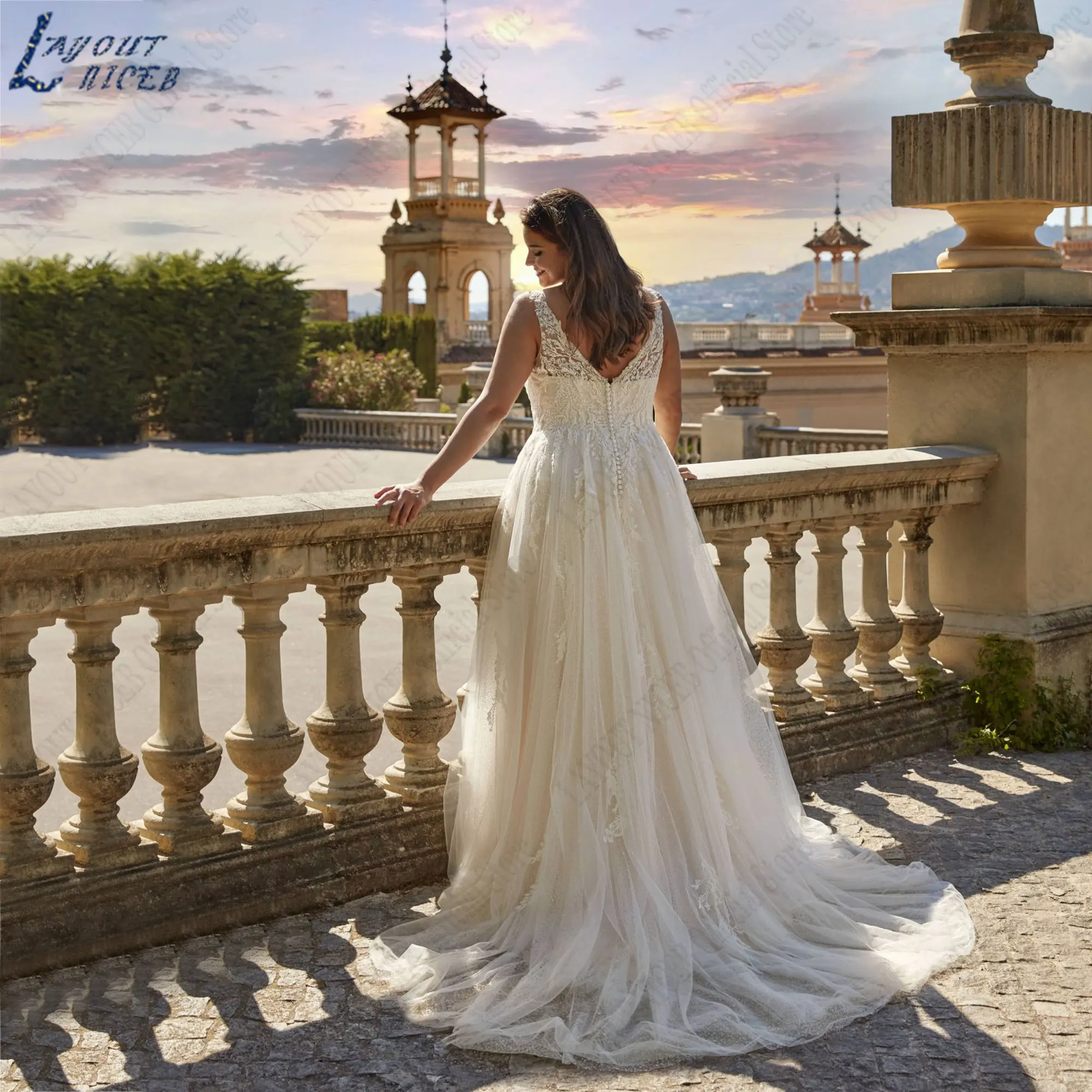 LAYOUT NICEB Appliques di grandi dimensioni abiti da sposa 2024 senza maniche con scollo a v senza schienale abiti da sposa senza spalline abiti a-lineLAYOUT NICEB Grandi Dimensioni Appliques Abiti da sposa 2024 Senza