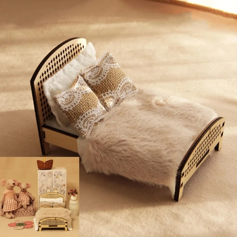 

Миниатюрная модель двуспальной кровати, фигурка, деревянная мебель, 1/12, кукольный домик, спальня, сцена, украшение для проекта