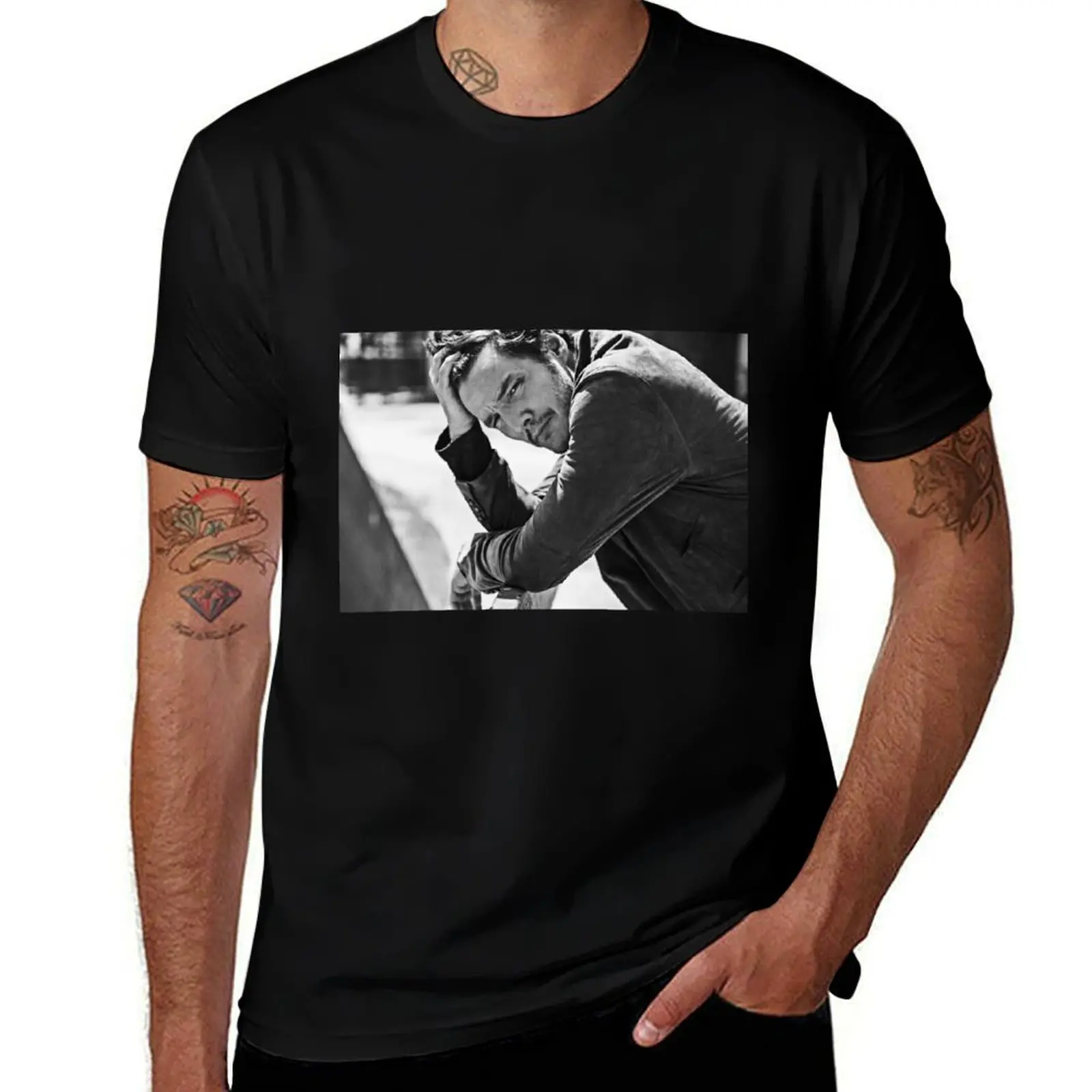 

Pedro Pascal T-Shirt gifts for boyfriend Funny t-shirts designer shirts essential t shirt black t shirts for men
