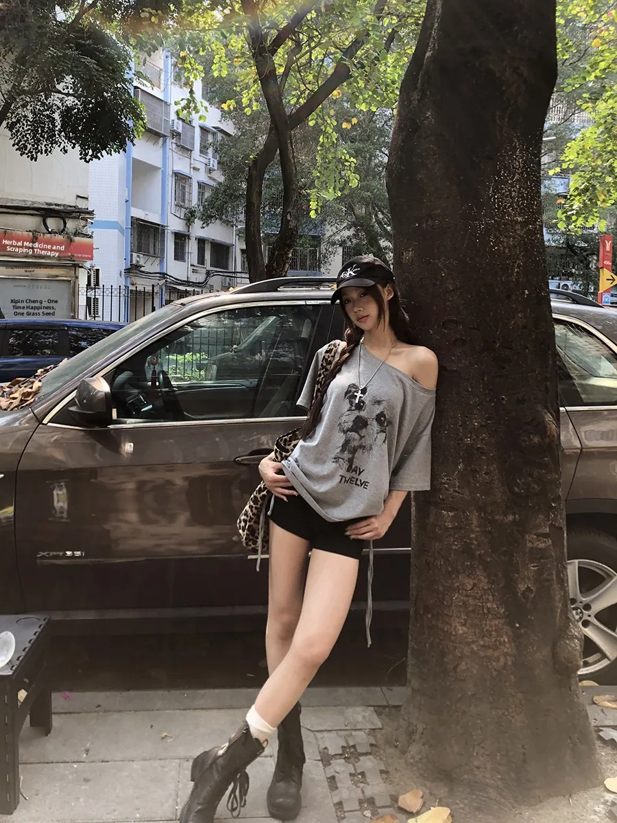 تي شيرت نسائي فضفاض بأكمام قصيرة، تصميم صيفي جديد على الطراز الكوري، إحساس فضفاض ومريح، كاشف للكتفين #5