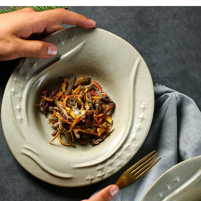 

Керамическая посуда для супа в отеле, десерт