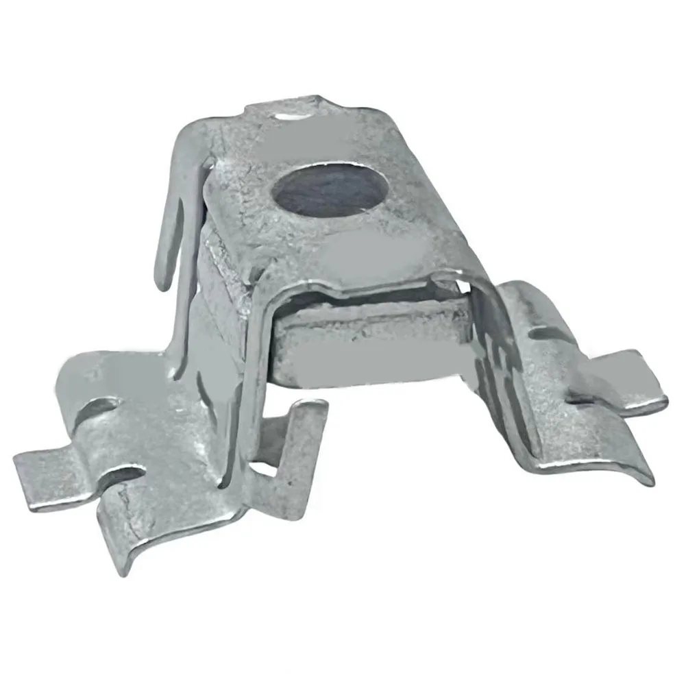 

Аксессуар для салона автомобиля Серебряный зажим для рамы консоли на крыше Быстрая установка Износостойкий материал Спецификация OEM