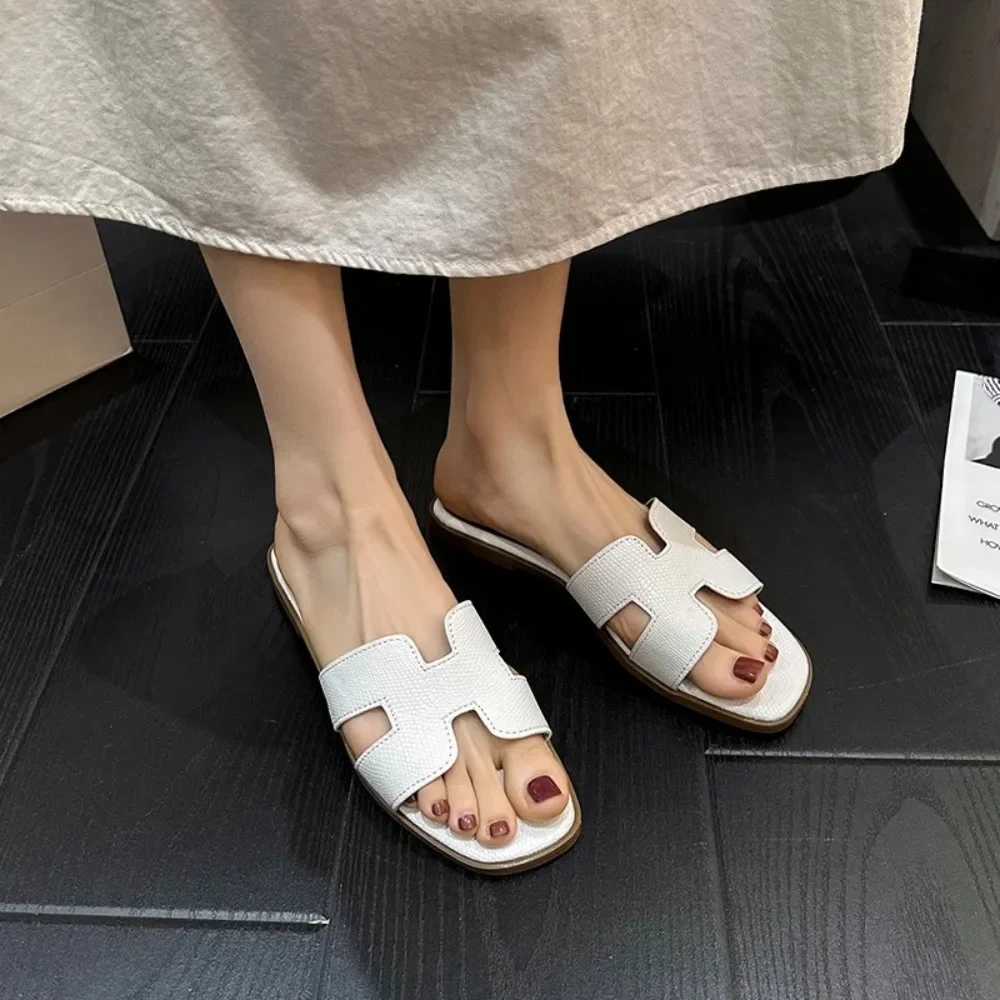 Womens Slippers Fashion Flat Solid Color Women's Flip Flops 2024 Summer New Elegant Leather Beach Dress Zapatos De Mujer Zapatos