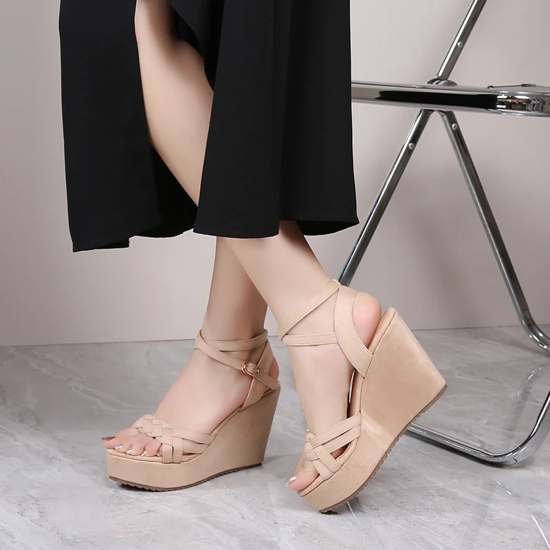 Size 31-44 Wedge Sandals Comfortable Non-slip Soft Bottom Platform Super High Heel Small Size Women Open Toe Shoes