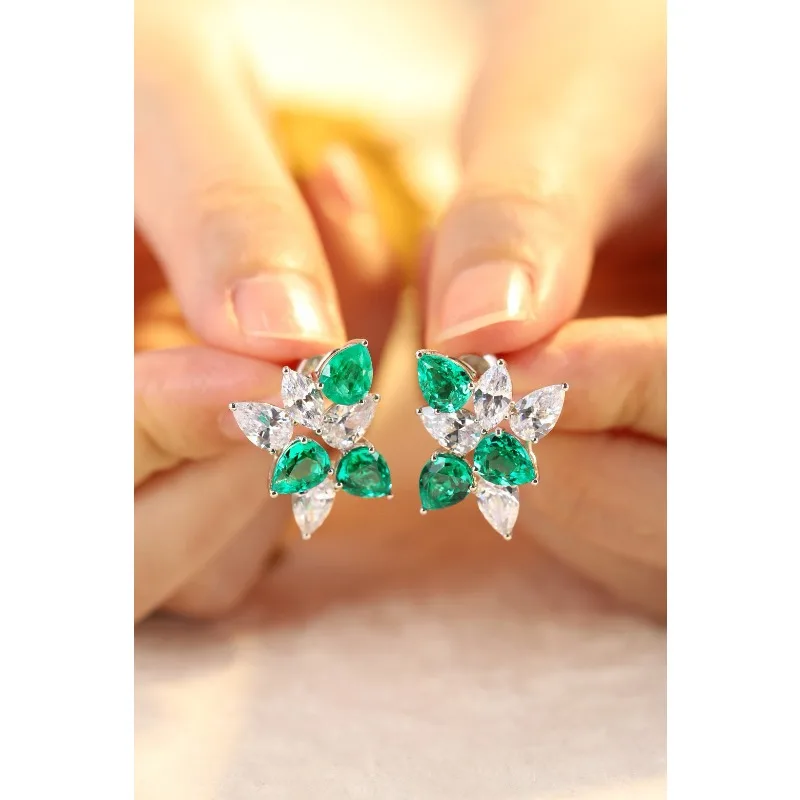 

Ruihe New Design 925 Silver Earring Pear Shape A Pair Total 6.17ct Lab Grown Emerald Gemstone Ladies Fashion Jewelry Wholesale