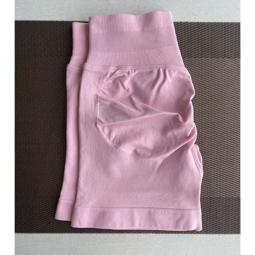 Women's Sportswear Casual Shorts, Seamless High-waisted Hip Lift, Sexy Yoga Pants, Walking, Cycling, Push-up Leggings