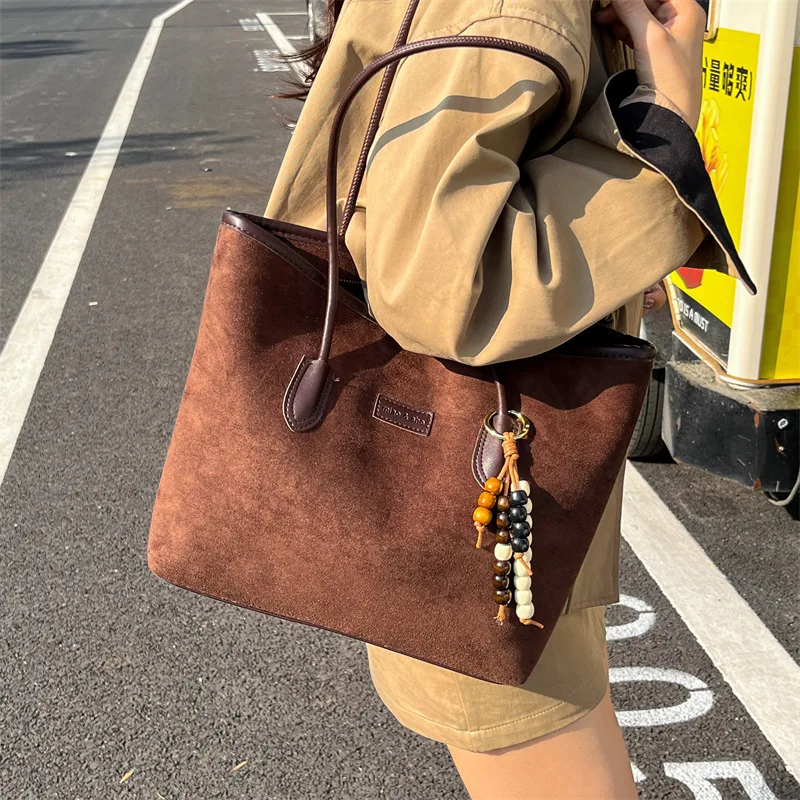 

Luxury 2025 Women's Shoulder Bag, Chic Adjustable Strap Purse, Soft Faux Leather Sling with Zipper for Work & Weekend​