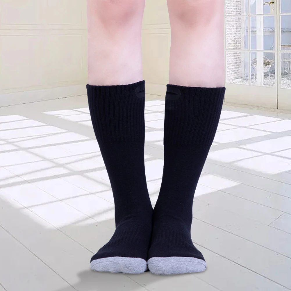 전기 가열 양말 내장형 가열 패널이 있는 배터리 가열 양말 스키 양말 캠핑 하이킹을 위한 편안한 발 워머