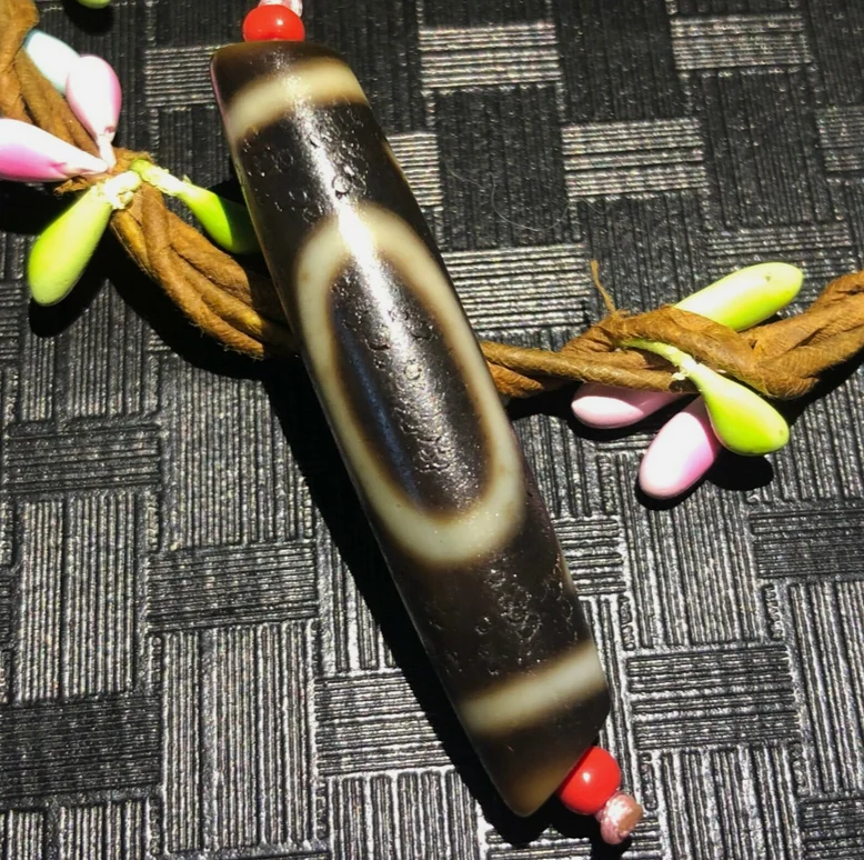 Magical Tibetan Old Agate Ivory Color Heaven&Earth Totem dZi Bead 11*52mmC1913