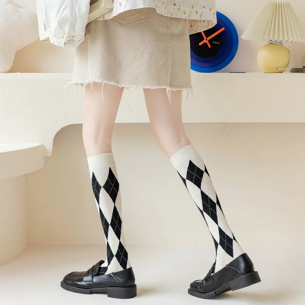 Cool Japanese Cotton Women Knee High Socks Plaid Ladies Girl School Party Street Dancing Knee Warm Sock For Women Dropshipping