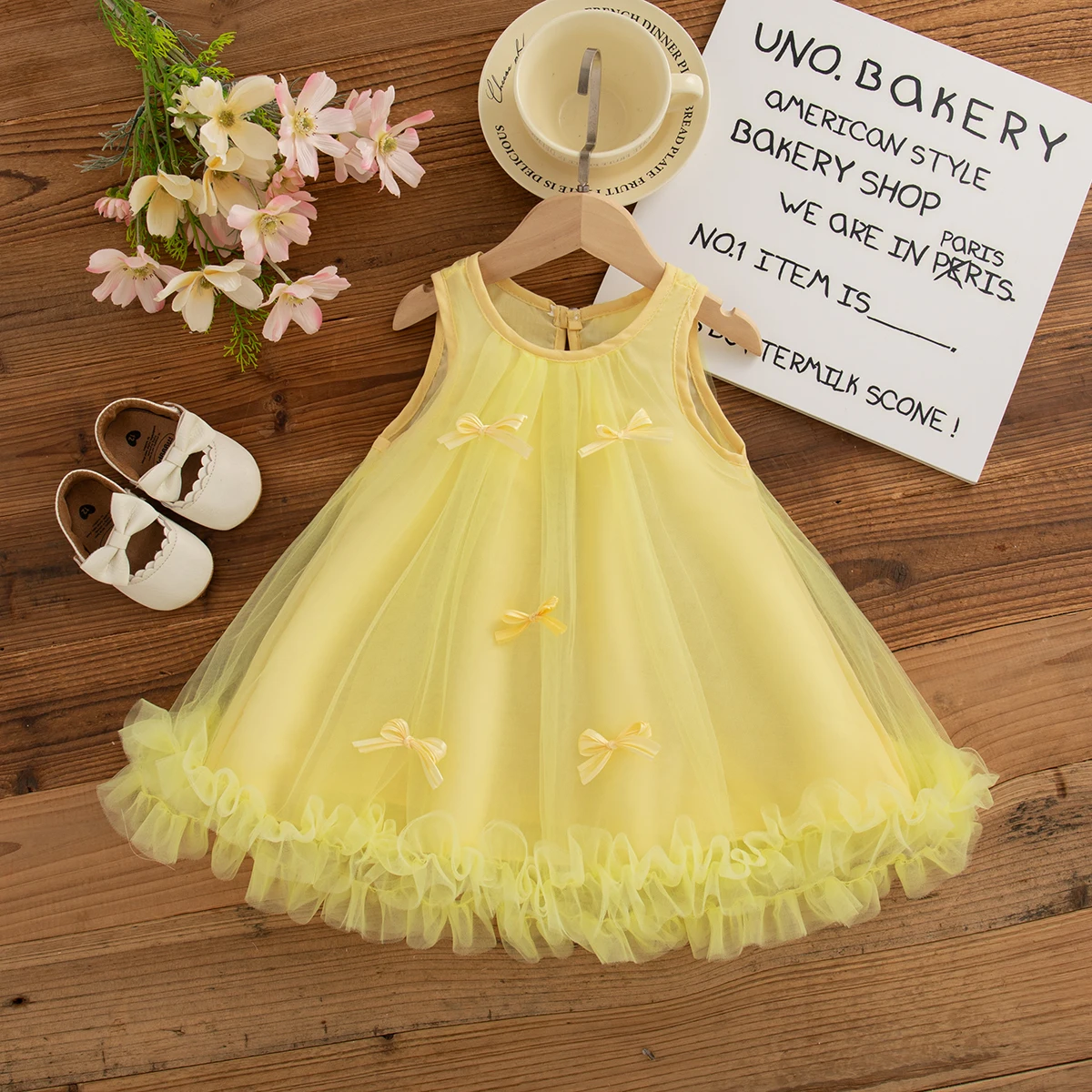 فستان عيد ميلاد للفتيات الصغيرات فساتين أطفال شبكية جديدة بدون أكمام فساتين غير رسمية مكشكشة بفيونكة حلوة للفتيات