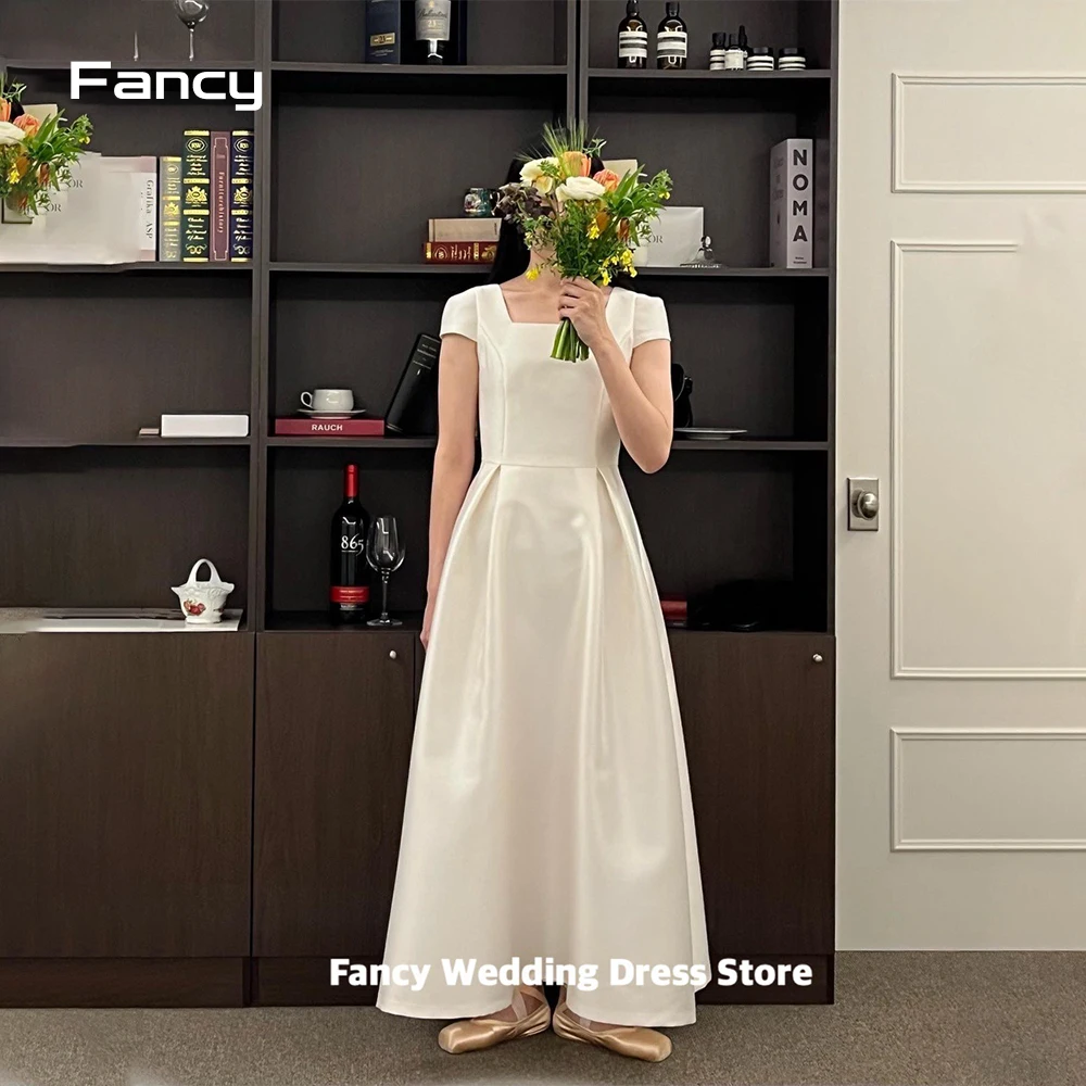 Fantasia simples uma linha vestido de casamento de cetim coreia sessão de fotos manga curta pescoço quadrado tornozelo comprimento vestidos de noiva personalizados