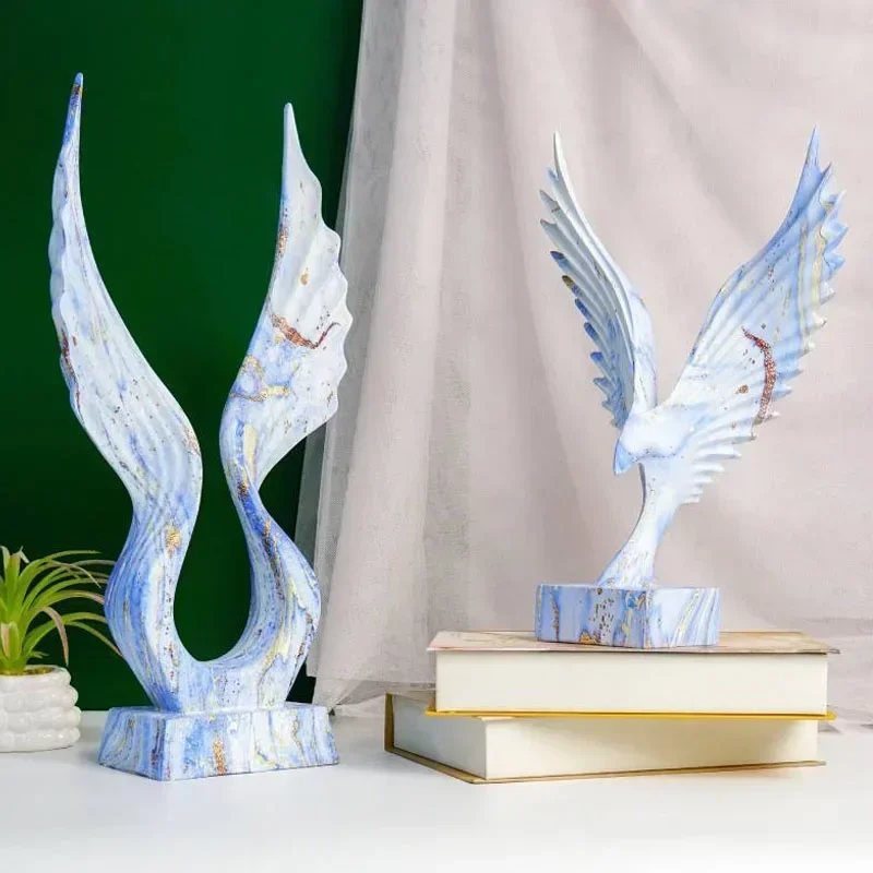 

Resin Abstract Eagle Figurines for Home Europe Art Ornament Geomantic Feng Shui Craft Office Desktop Entrance Objects