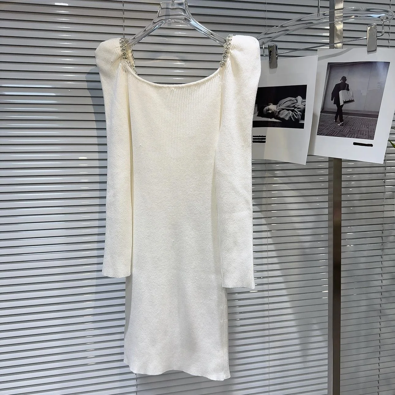   겨울 니트 여성용 롱 스웨이드 다이아몬드 칼라 버블 숄더 하이웨이스트 A라인 드레스 파티 및 이브닝용