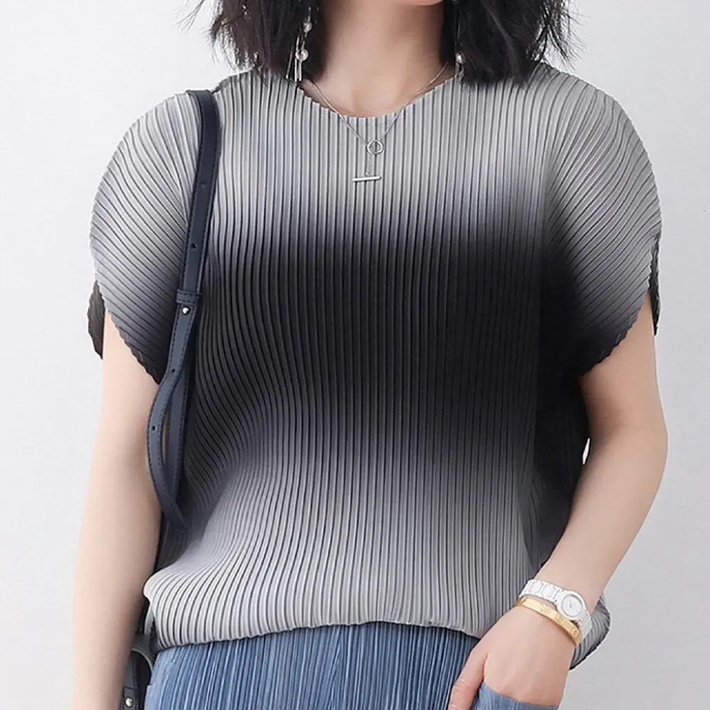 

Summer Style Pleated Short-Sleeved Gradient Color Casual round Neck Slim Fit Elegant Versatile Top Women's Fashion T-shirt