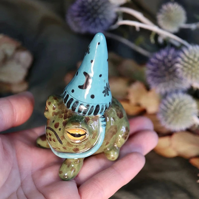 

E9 Cute Frog Statues Garden Witch Hat Little Frog Statue Resin Figurine Outdoor Yard Art Sculpture Hand-Painted Bonsai Ornament