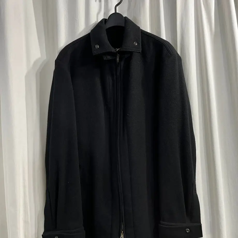 

TOP-YAMAMOTO ® Minimalist black stand-up collar trench coat for men, mid-length zipper jacket, exuding a sense of sophistication