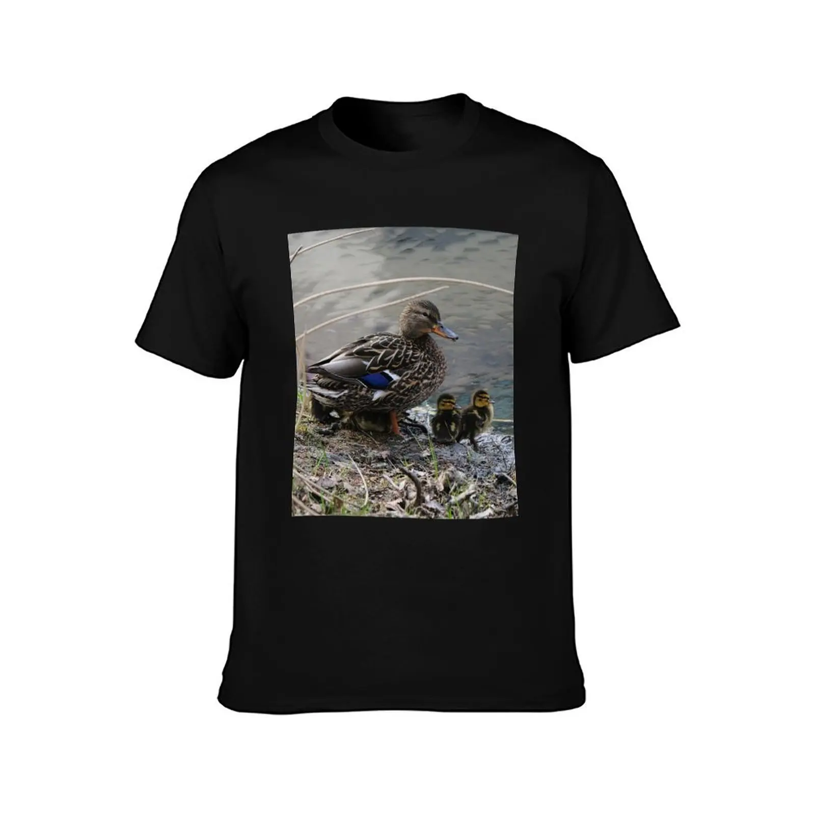Momma Mallard and Ducklings T-Shirt Summer Casual Cotton Tee Oversized Streetwear Tops Vintage Graphic Print 100% Cotton