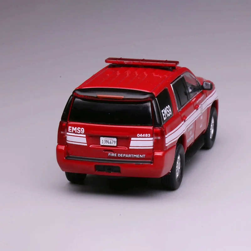 596 Diecast 1:64 Scale Emergency Medical Service Vehicle Alloy Car Model Static Display Collectable Toy Gift Souvenir Decoration