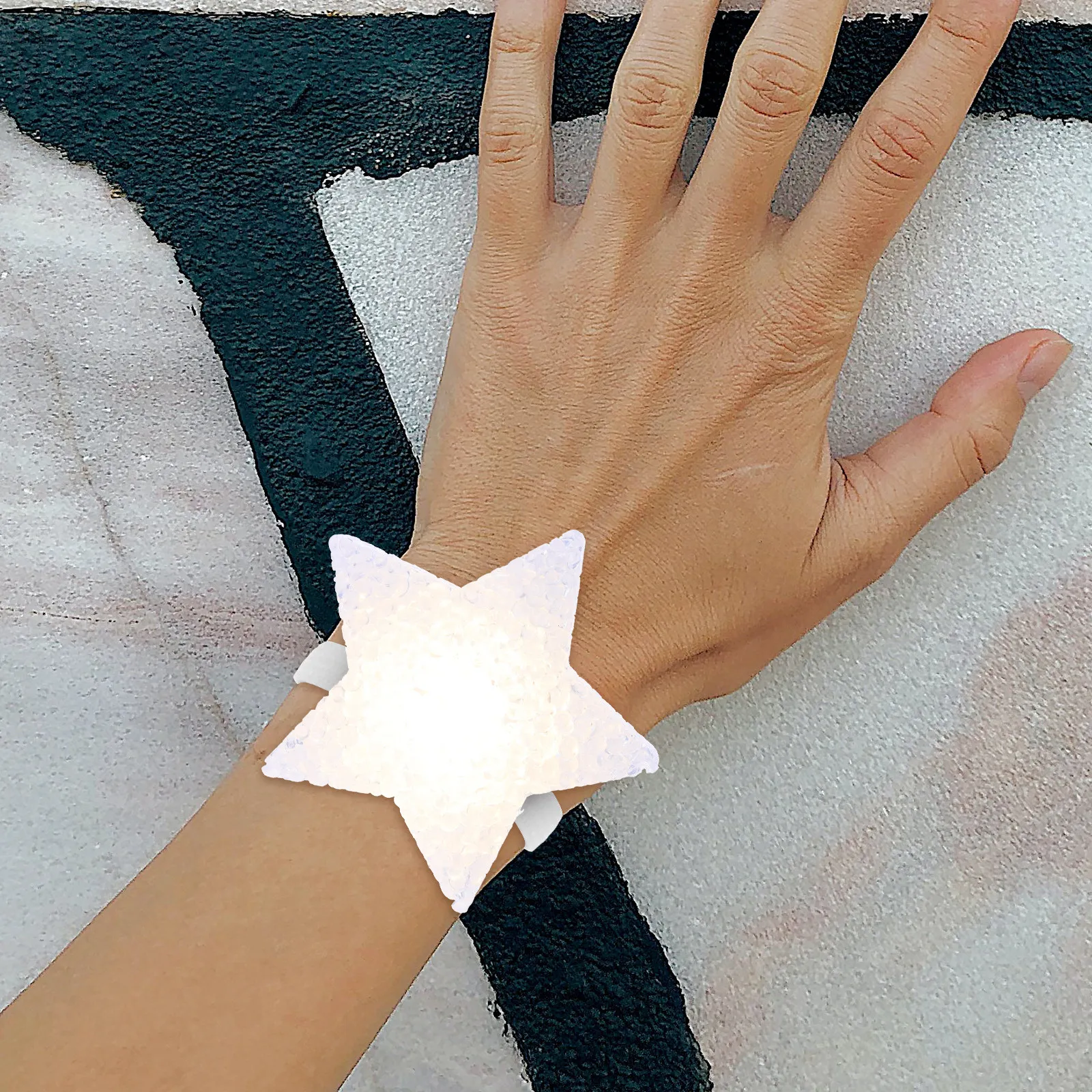 Star Shaped LED Wand Light Up Handheld Glow Prop for Stage Dance Party Wedding Festival Bedroom Decor Night Event Reusable