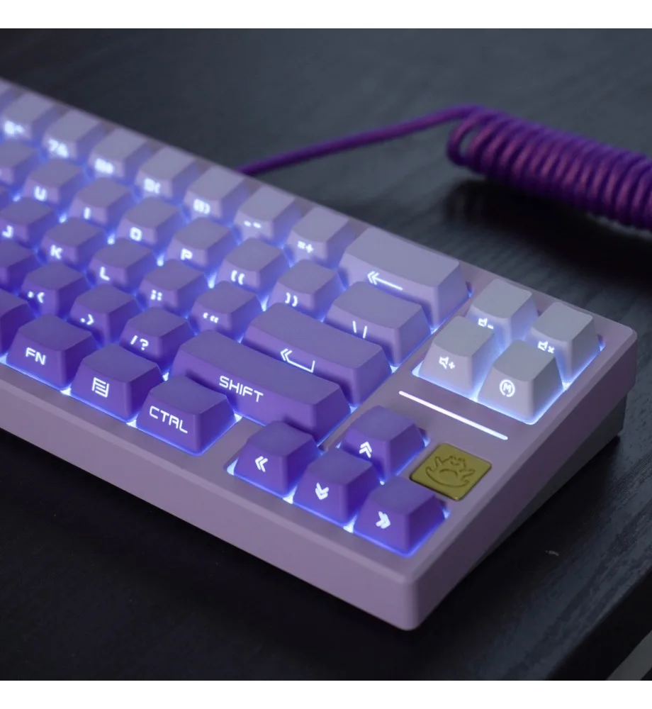Keycap personalized two-color dip suitable for Wooting and other wireless mechanical keyboard snow green side light transmission