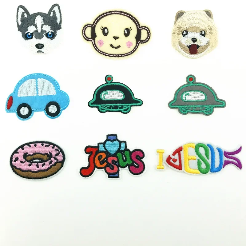 100pcs/Lot Luxury Anime Fun Embroidery Patch Letter Donuts Dog Car Cross Jesus Fish Heart Kid Clothing Decoration Creative DIY