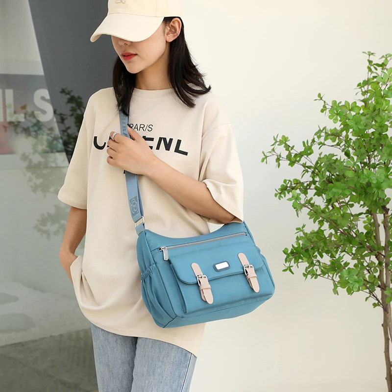 Fashion New Trend Nylon Cloth Women's One Shoulder Crossbody Bag Simple and Fresh College Style Shopping and Playing Storage Bag