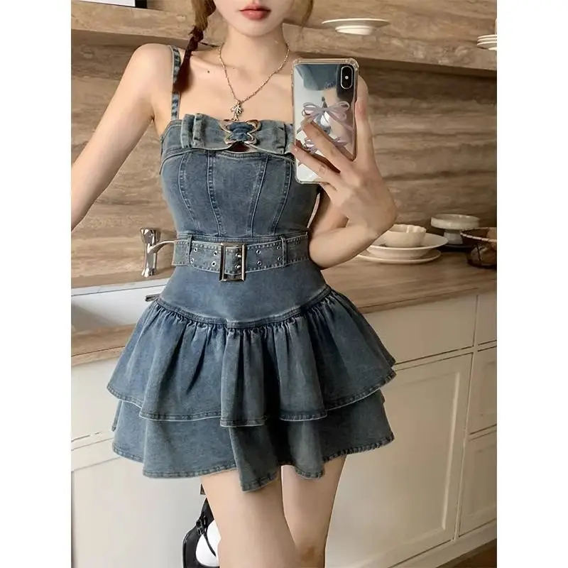 

Summer Retro Hot Girl Denim Strap Dress Women's New American Design Sense Bow Tie Waist Slim Short Sexy Dress