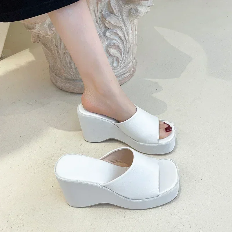 Women\'s mule sandals with thick soles 2024 new summer slippers women\'s fashion sandals open toe women\'s shoes