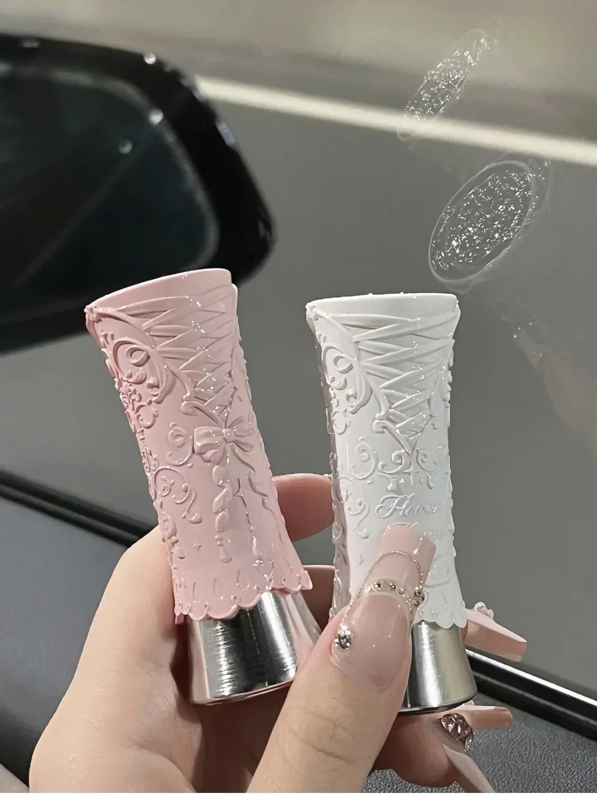 Bloem Kent Zwaanballet Lipgloss Spiegel Hydraterende Oppervlaktefilm Die Glanzende Kristallen Transparante Lippenstift Vormt, Niet Plakkerig Of Droog