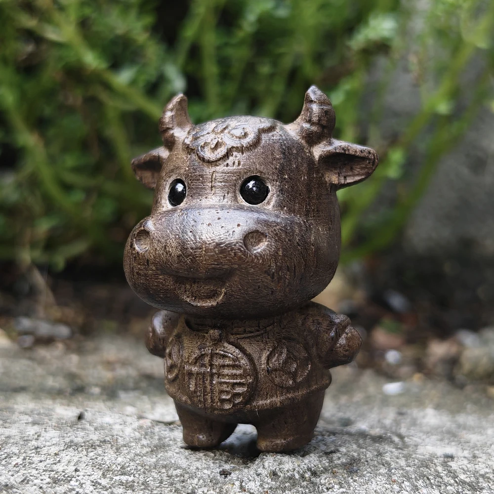 Hand-Carved Wooden Cow Figurine Ornament, Ethnic Style, Modern Style, Suitable for Study Room, Office Decoration, Bedroom, Christmas Gift, Indoor Decoration, Men's Gift, Holiday Decoration, Living Room