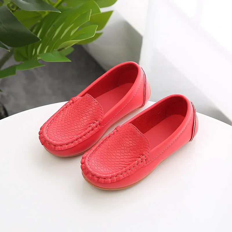 Buty dziecięce PU skórzane buty Casual style Baby Boys Girls buty miękkie oddychające mokasyny wsuwane trampki dla dzieci rozmiar EUR 21-36