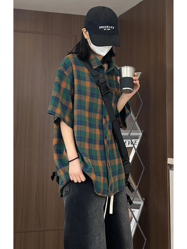 

Мужская летняя верхняя одежда в стиле американского ретро, свободного кроя, с принтом в клетку, для пар, молодежная, повседневная