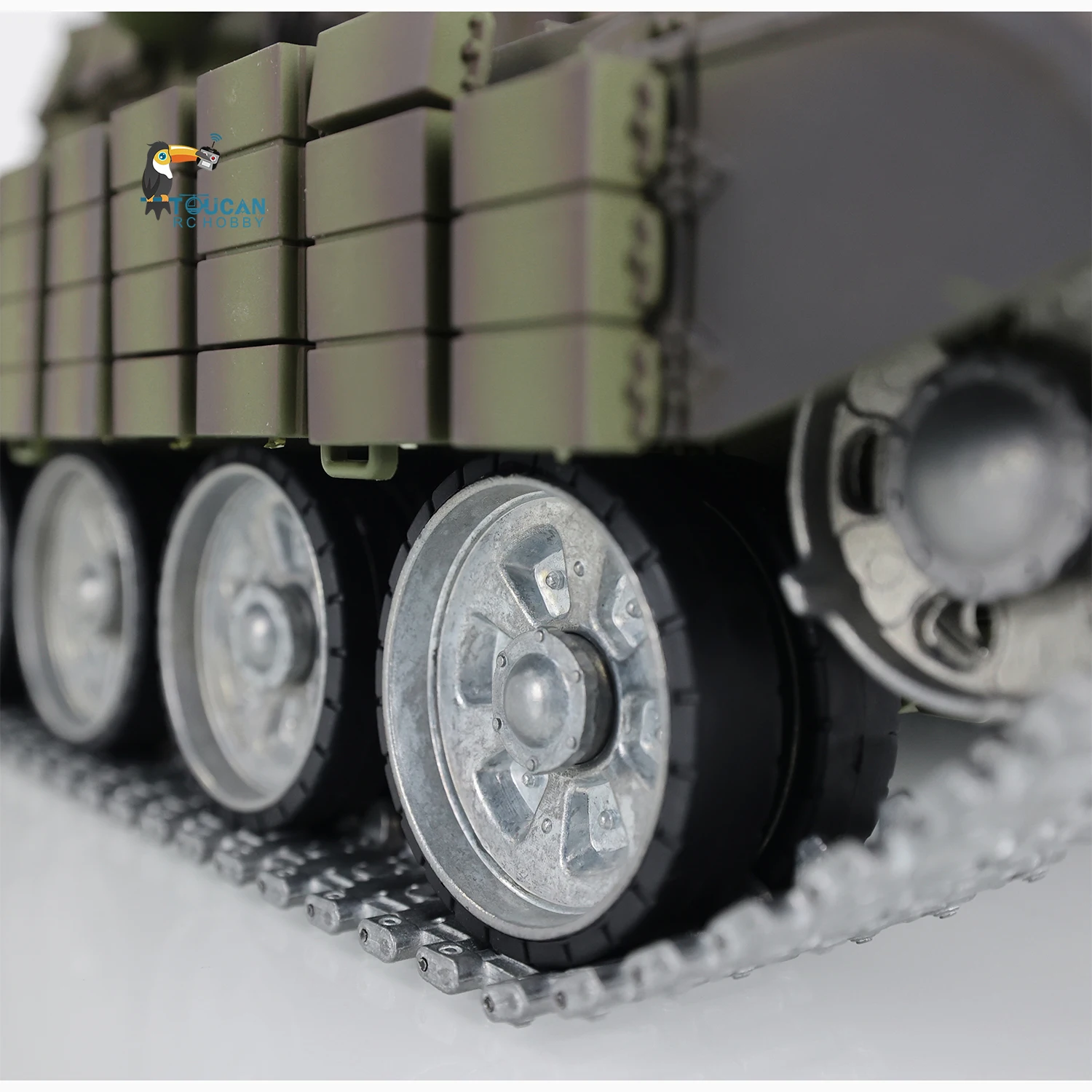 

Heng Long T72 RC Battle Tank 1/16 RTR 7.0 Mainboard 3939 Armor Metal Tracks Wheel Wireless Battle Tank for Boys TH20574-SMT1