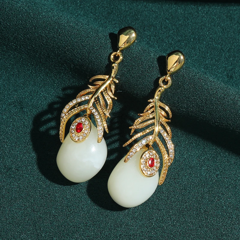 

Vintage White Natural Stone Drop Earrings Gold Color Feather Red Zircon Woman Wedding Classic Elegant Jewelry Luxury Accessories