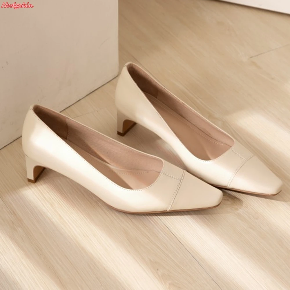 

Retro Elegant Women Pumps Pointed Toe Slip On Square Heels Spring Autumn Newest Classic Leather Fashion Shallow Pumps for Women