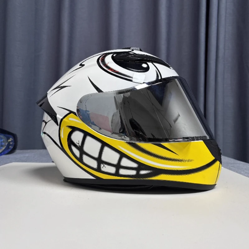 Ultra Durable Touring Full Face Motorcycle Helmet with Soft Lining Designed for Long Rides Comfortable and Reduced Wind Noise