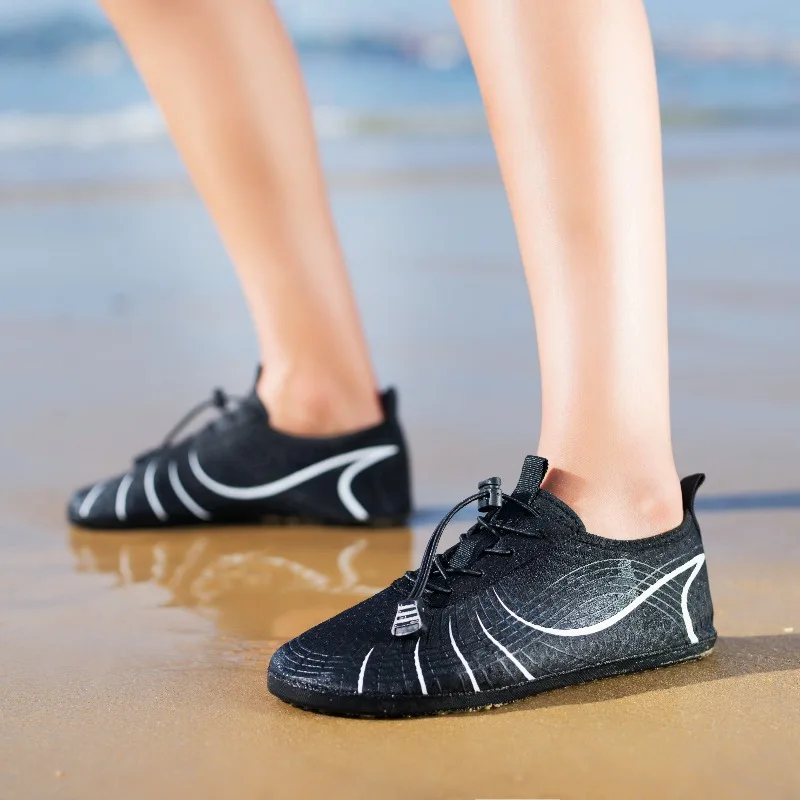 Venta caliente al aire libre senderismo interferencia rápida zapatos de agua suave versátil pesca río rastreo zapatos de corte bajo playa natación zapatos