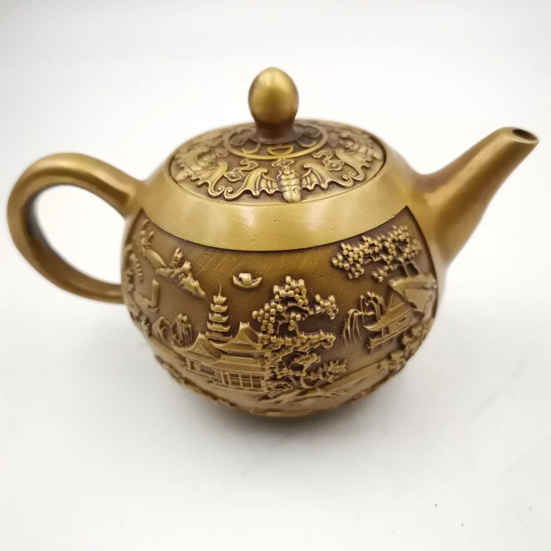 

Chinese Antique Collection Carved Brass Teapot Decoration Statue