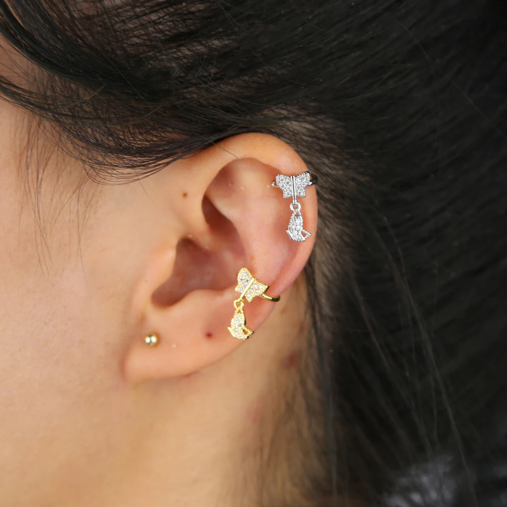 Single Two Butterfly Charm Clip Earrings Iced Out Bright Pave 5A Cubic Zircon Hip Hop Women Lady Festival Gift Jewelry